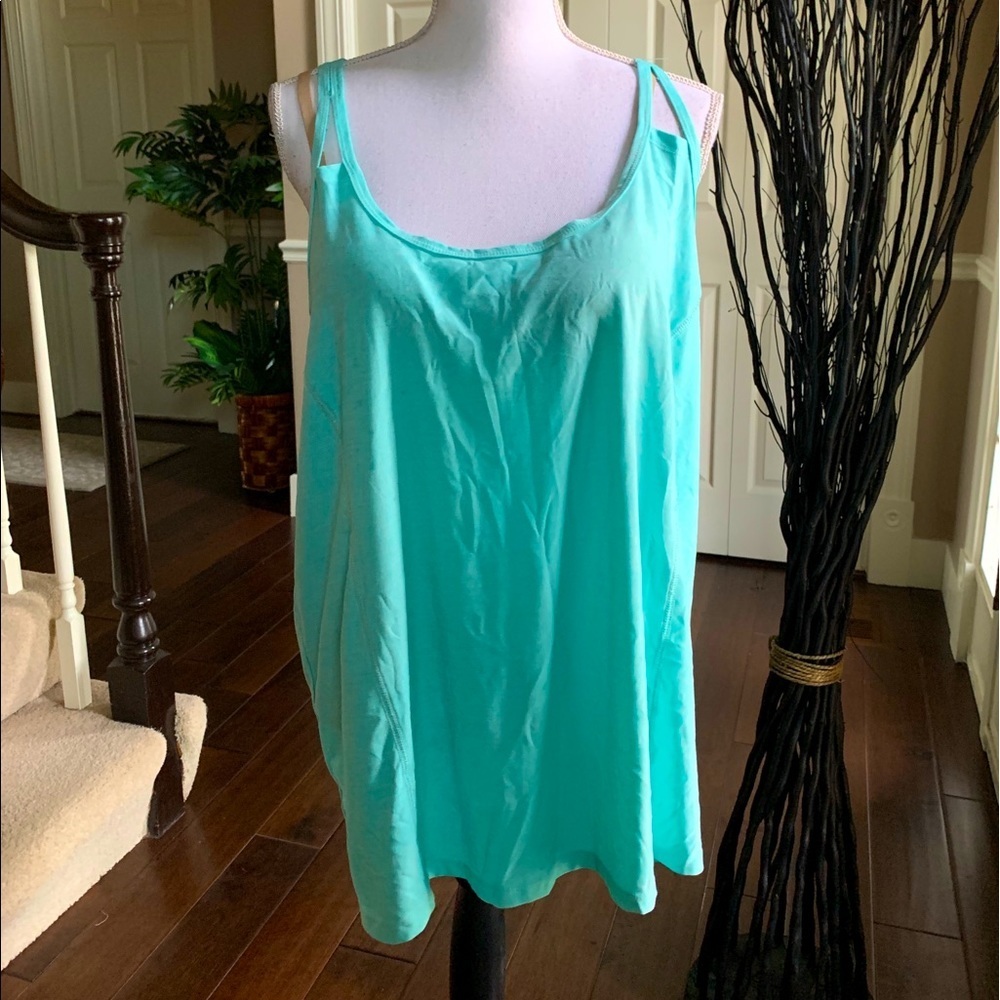 Aqua workout tank plus size 20